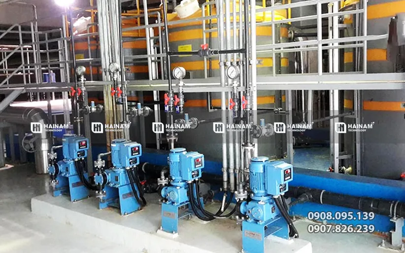 Ứng dụng bơm định lượng Blue White c6250 hv trong ngành công nghiệp