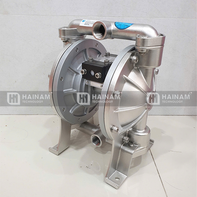 Bơm màng khí nén chính hãng tại HNTech