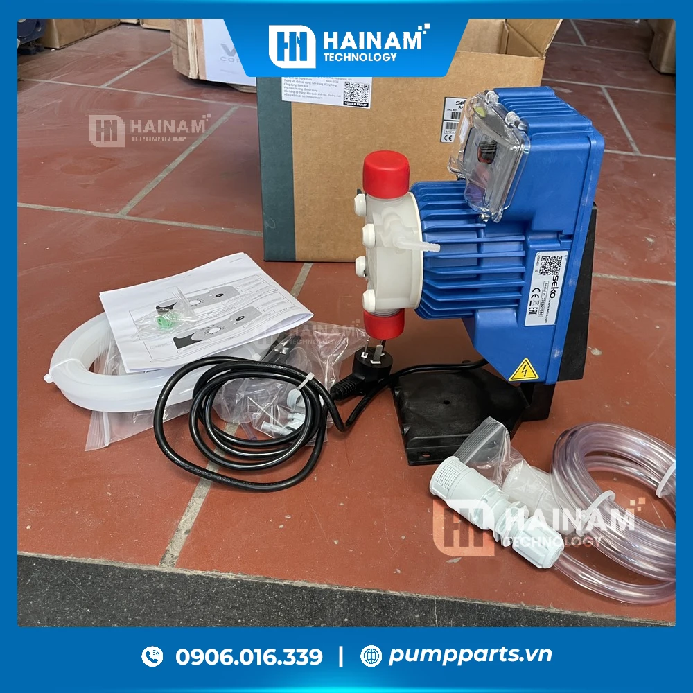 bơm định lượng hóa chất ăn mòn