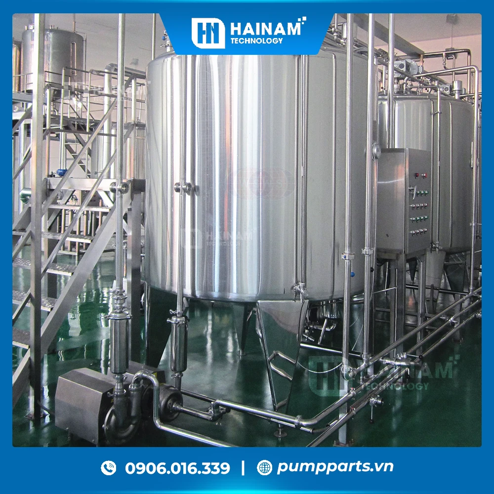 bơm ly tâm thực phẩm lên bồn