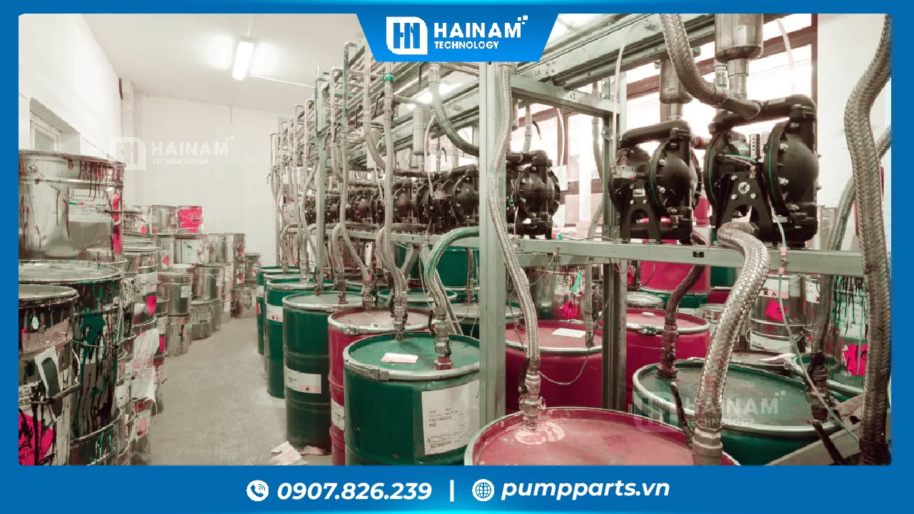 ứng dụng bơm màng khí nén aro trong ngành hóa chất