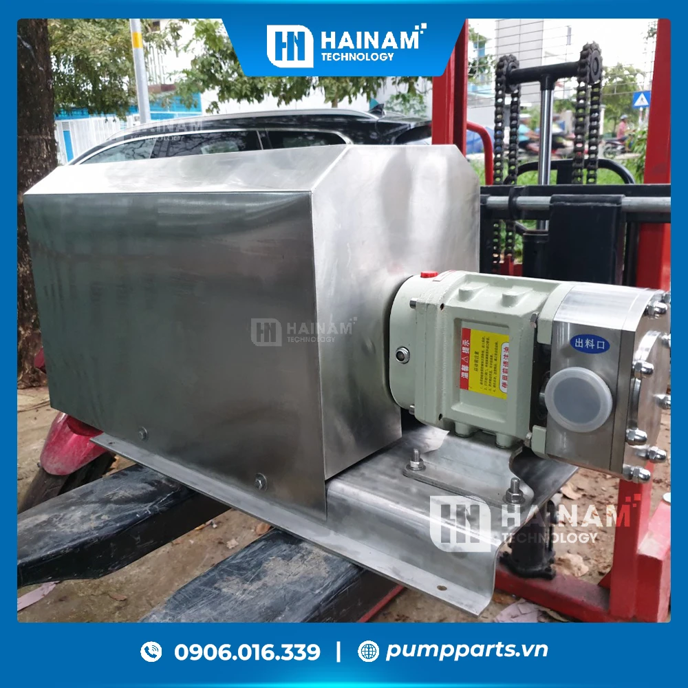 bàn giao bơm cánh khế cho nhà máy thực phẩm