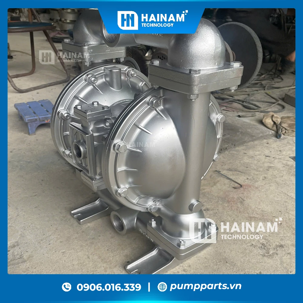 bơm màng inox bơm hóa chất tẩy rửa công nghiệp